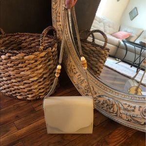Vintage Delill cream patent shoulder bag